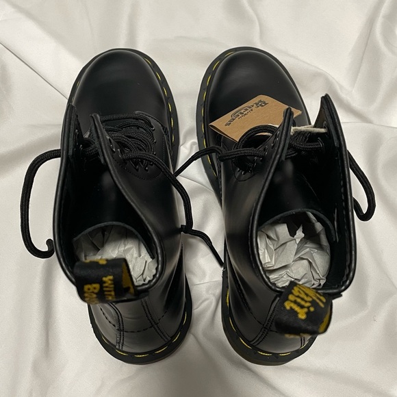 1460 Smooth Leather Dr. Martens Boots (NEW) - Picture 5 of 9